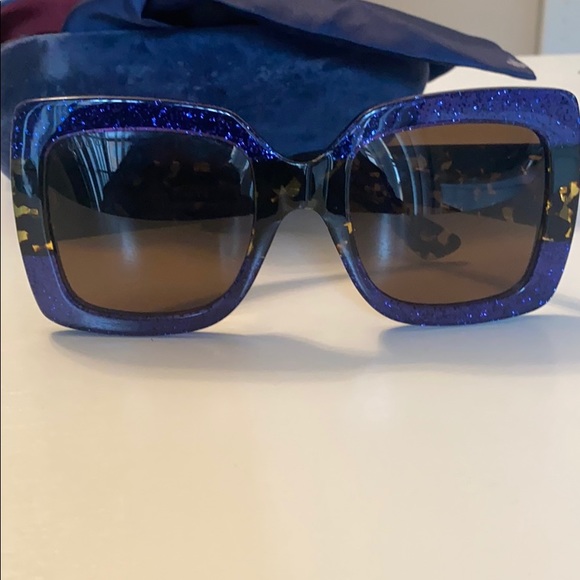 GUCCI LIMITED EDITION GLASSES